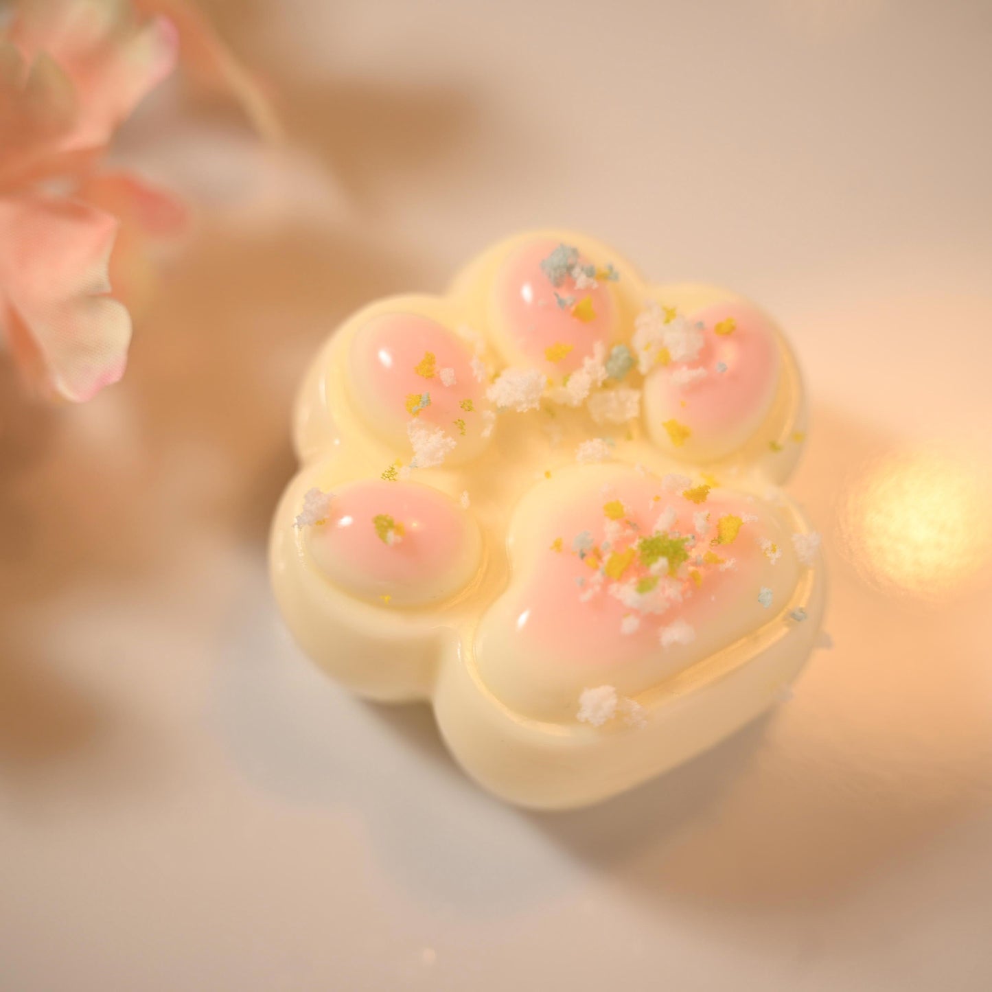 Maozhu(Adorable cat paws)